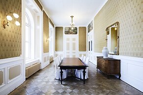 Maloja Palace Apartments