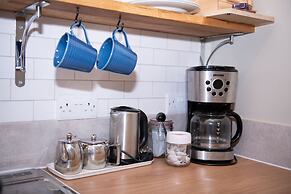Milton House Studio Apartment Suites