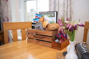 Milton House Studio Apartment Suites