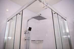 Milton House Studio Apartment Suites