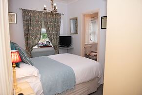 Milton House Studio Apartment Suites