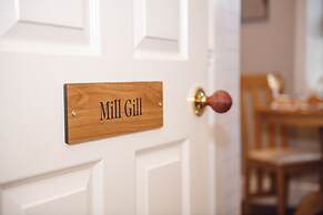 Milton House Studio Apartment Suites