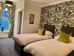 Milton House Studio Apartment Suites