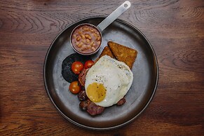 The George Inn