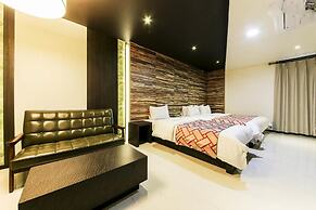 Elga Hotel