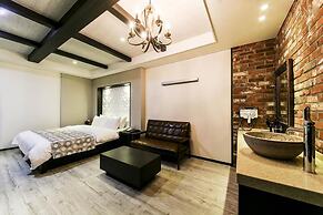 Elga Hotel