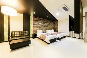 Elga Hotel