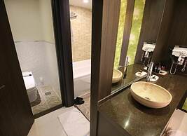 Elga Hotel