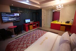Elga Hotel