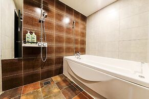 Elga Hotel