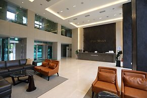Pinehills Hotel