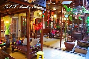 TnT Novelty House