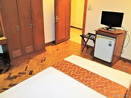 Maxandrea Hotel