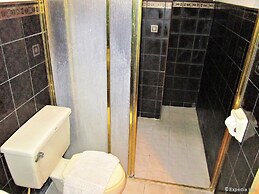 Maxandrea Hotel