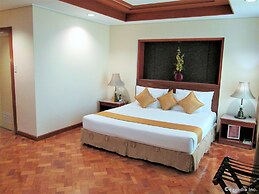 Maxandrea Hotel