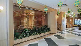 New Hollywood Hotel