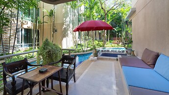 Baan Sanpleon Beachfront Condominium
