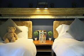 The Bunk Inn