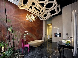 SHUEI WU Boutique Hotel