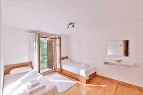 Myndos Residence