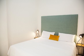 Guzman El Bueno Suites