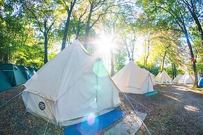 Zarautz Beachside Surf Camp