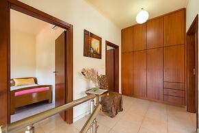 Natura House