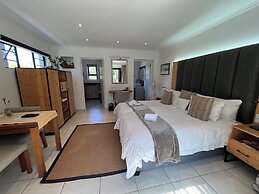 Pelican Lodge