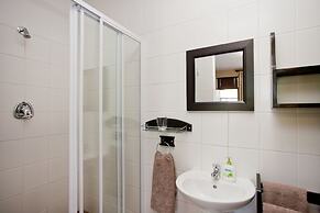 Miles B&B Guesthouse