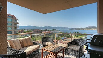 Sunset Waterfront Resort by KelownaGo