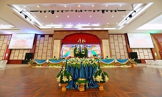 Arawan Riverside Hotel