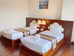 Arawan Riverside Hotel