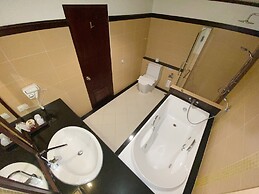Arawan Riverside Hotel