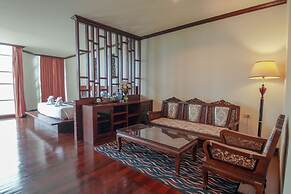 Arawan Riverside Hotel