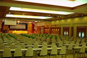 Thongpaeka Hotel