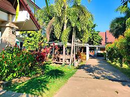 Thongpaeka Hotel