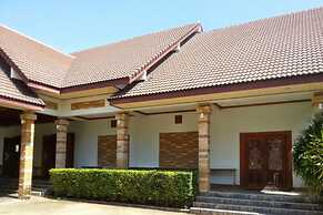 Thongpaeka Hotel