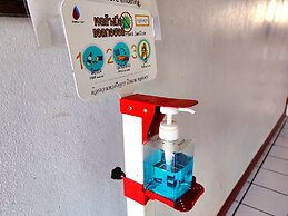 Thongpaeka Hotel