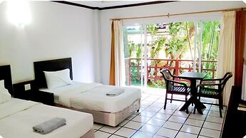 Thongpaeka Hotel