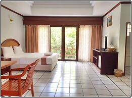Thongpaeka Hotel