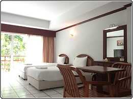 Thongpaeka Hotel