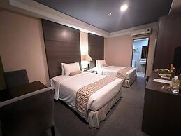 88 Courtyard Hotel