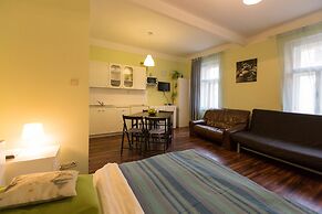 Apartment for Friends
