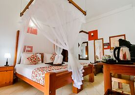 Thotupola Residence