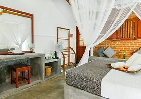 Thotupola Residence