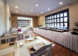 Hotel Omega