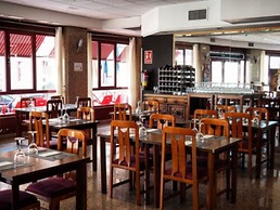 Hotel Humanes