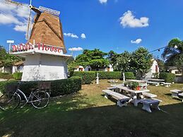 De Coco House