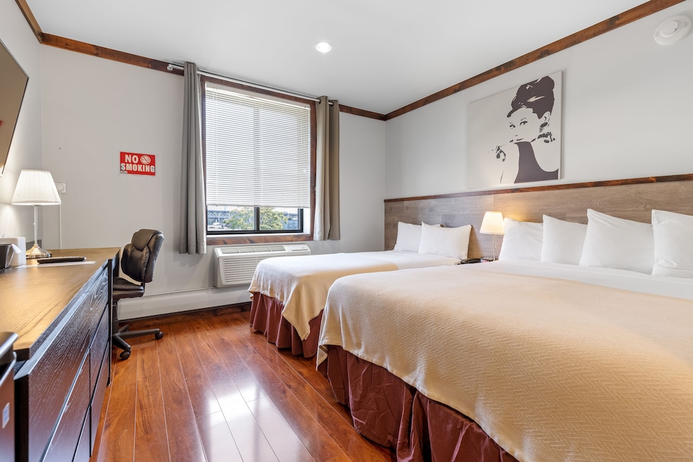 LIC Hotel