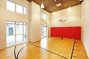 Lavish Suites - Two Story Loft - Downtown Toronto